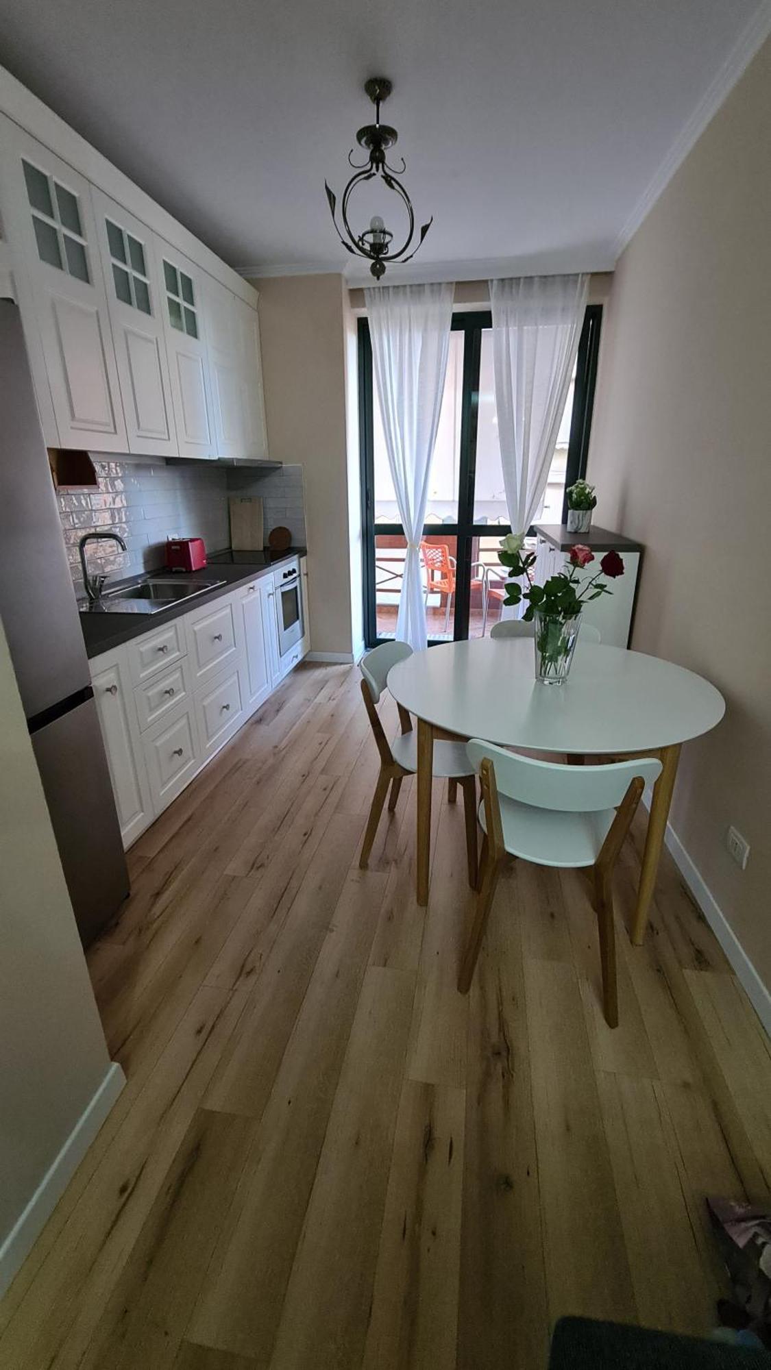 Family-Friendly Apt At 21 Dhjetori W/Self Check-In Tirana Exterior foto
